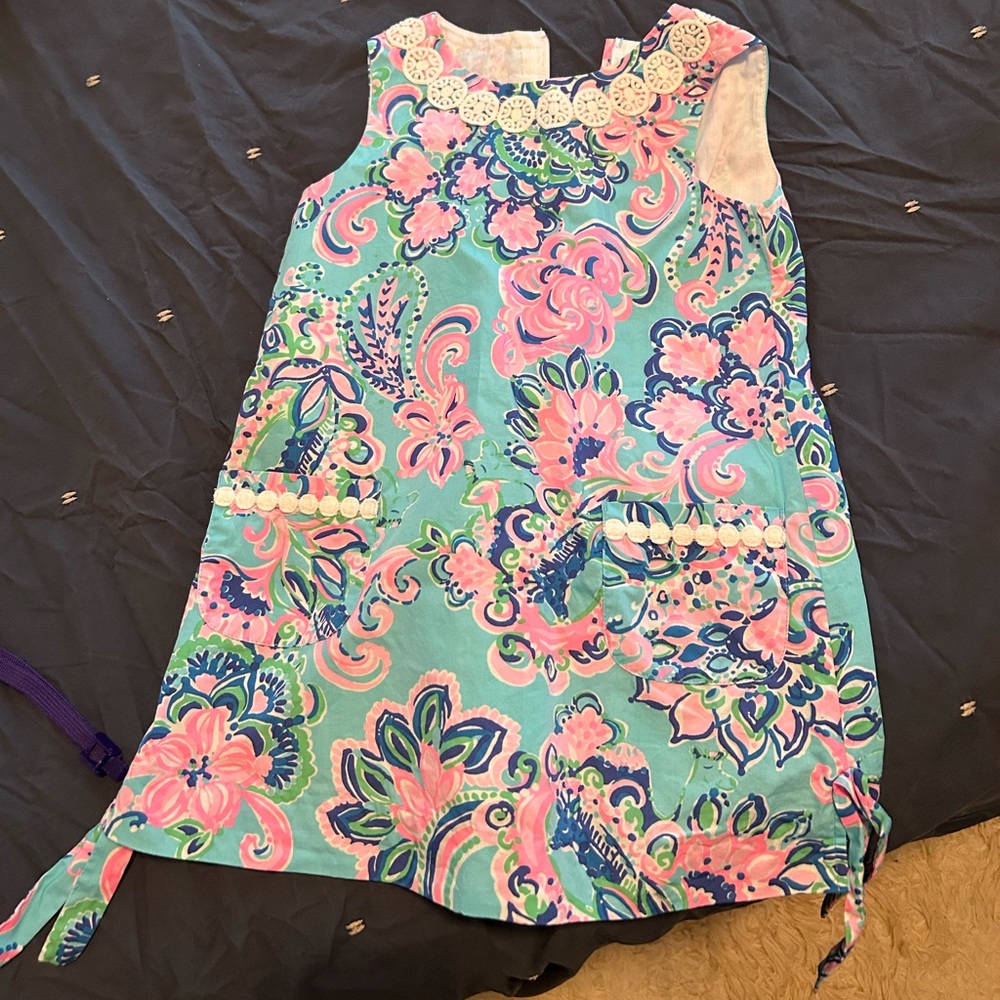 Lilly Pulitzer dress size 4. Like new worn twice